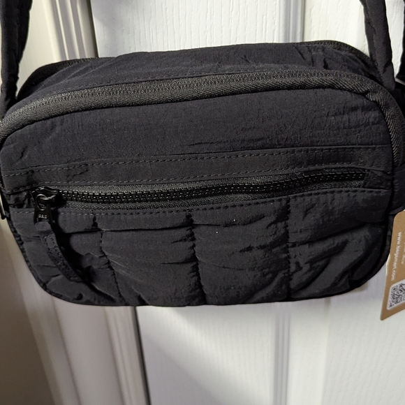 BAGSMART Black Nylon Quilted Bag - Picture 2 of 10